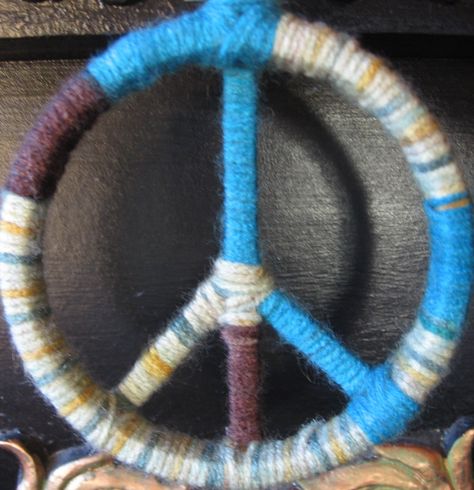 Yarn wrapped peace sign For My Granddaughter, Yarn Ideas, My Past, 1st Birthday Party, Peace Sign, 1st Birthday Parties, Peace Symbol, Embroidered Friendship Bracelet, 1st Birthday