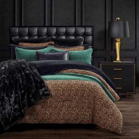 PRICES MAY VARY. Material: Face 100% Polyester, Back 100% Cotton, Filling 100% Polyester. SUPER KING COMFORTER SET: 3 Piece set includes (1) Comforter (110"x96") and (2) Pillow Shams (21"x34"). INSPIRED DESIGNS: At HiEnd Accents, we create bedding and home decor that’s part wow factor, part comfort, and all you. Our creative team travels the world to find inspiration and translates it into original designs across a wide range of styles - including coastal, boho, farmhouse, and modern - that you Rustic Comforter Sets, Modern Chic Bedroom, Black Leather Pillow, Leopard Print Bedding, Rustic Duvet Cover, Rustic Comforter, Queen Size Comforter, Black Leopard Print, Bad Design