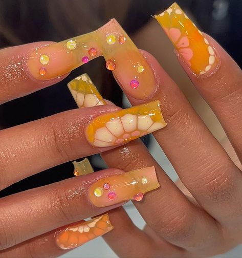 Gelxnails / acrylic nails’s Instagram post: “Orange blooming gel set #gelxnails 🧡💛” Blooming Gel Nail Art Flower, Orange Blooming Gel Nails, Blooming Gel Halloween Nail Art, Orange Blossom Nails, Blooming Gel, Gel Set, Set Ideas, Acrylic Gel, Orange Nails