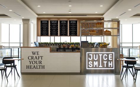 Juice Smith on Behance Smoothie Cafe Interior, Healthy Cafe Interior, Juice Counter Design, Healthy Cafe Design, Smoothie Bar Ideas, Juice Bar Design Ideas, Healthy Starter, Juice Bar Interior, Juice Business