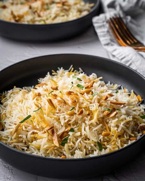 Vermicelli Rice (Lebanese Rice) - Urban Farm and Kitchen Grad Food, Lebanese Rice, Middle Eastern Rice, Vermicelli Pasta, Vermicelli Rice, Vermicelli Recipes, Types Of Noodles, Rice Side, Brown Rice Recipes