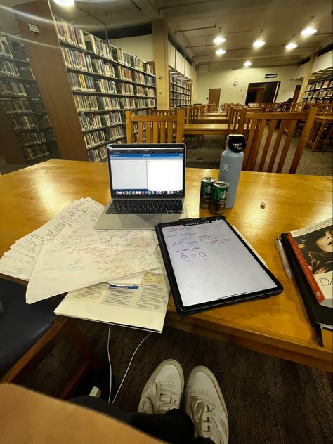 Studying On The Floor, Studying In A Library, Guy Studying, Studying At The Library Aesthetic, Study At Library, Studying In Library, Breanna Quan Study, Study Library Aesthetic, Studying At Night