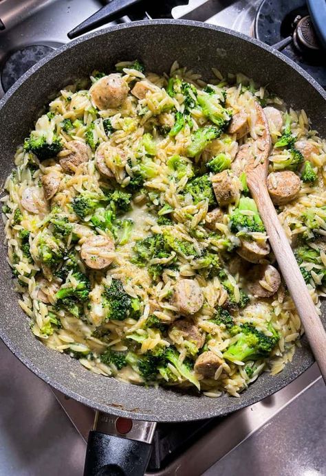 Broccoli Orzo, Sausage Orzo, Chicken Recipes Dairy Free, Lemon Broccoli, Broccoli Sausage, Chicken Sausage Recipes, New Recipes For Dinner, Orzo Recipes, Dairy Free Dinner