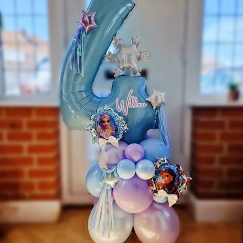 Frozen Balloon Stack Bouquet 

#frozen #disney #elsa #frozen2 #frozenparty #birthday #balloons #balloon #balloonstack #balloondecor #balloondecoration #personalised #birthdaygirl #southampton #hampshire #southamptonballoons #hampshireballoons #eventplanner Frozen Table Centerpieces, Balloon Stack, Frozen Table, Frozen Balloons, Disney Elsa, Frozen Disney, Frozen Party, Balloon Bouquet, Bday Ideas