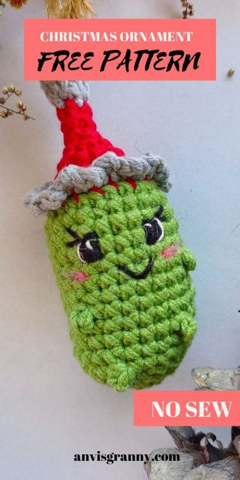 Embrace the joy of the season with our free crochet pickle pattern. Craft a festive pickle plushie effortlessly with this DIY holiday amigurumi. Explore the world of no-sew crochet crafts and adorn your Christmas tree with charming handmade decorations Crochet Christmas Pickle, No Sew Christmas Crochet, Crochet Keychain Christmas, Crochet Christmas Keychain Pattern Free, Pickle Crochet Pattern Free, Christmas Keychain Crochet, No Sew Crochet Patterns Free, Crocheted Pickle, Beginner Amigurumi Pattern Free