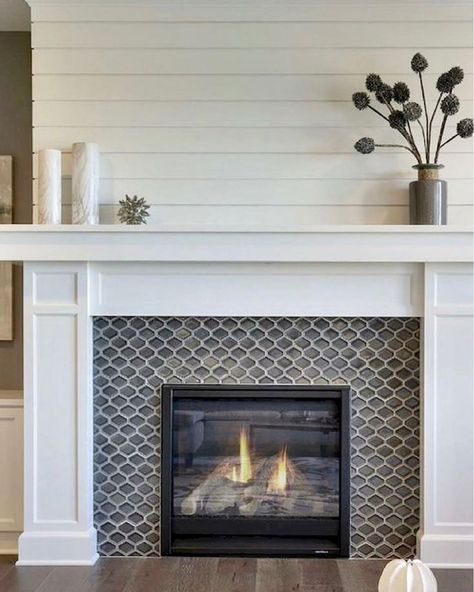 NH Modern Farmhouse on Instagram: “I love the clean, shaker-style millwork on this fireplace...it is almost identical to the one that the talented @not2chabby designed and…” Fireplace Tile Surround, Farmhouse Fireplace, Cute Dorm Rooms, Contemporary Fireplace, Fireplace Remodel, Diy Fireplace, Home Fireplace, Fireplace Makeover, Cozy Fireplace