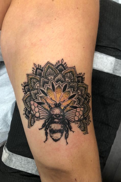 Rad Bee Mandala | By George Darkness Munoz | Done at Mountain Coast Ink | Oct 15th 2018 | 727025 Queen Honey Bee Tattoo, Bee Mandala, Sunflower Mandala Tattoo, Bee Tattoo Ideas, Mandala Tattoo Shoulder, Queen Tattoo Designs, Queen Bee Tattoo, Small Bee Tattoo, Mandela Tattoo