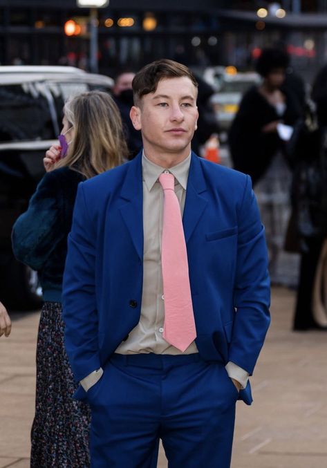 Geoffrey Rush, The Bat Man, Barry Keoghan, Marvel Cast, Irish Actors, Richard Madden, Irish Men, Tanning, Men's Blazer