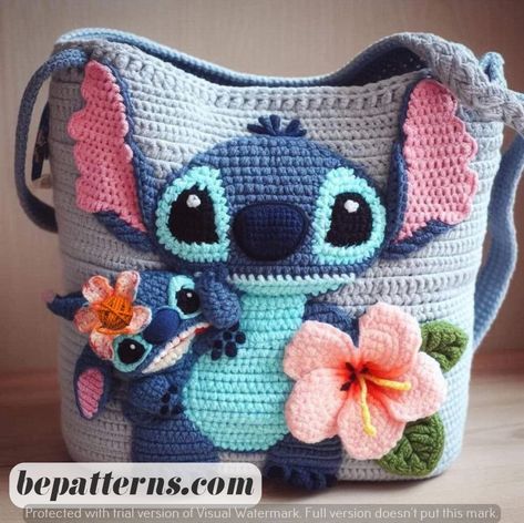 Free and Easy Crochet Bag Patterns | Cozy and Aesthetic | Simple Tutorials Crochet Bag Pattern Free Handbags Tutorials, Lilo And Stitch Crochet, Easy Crochet Pouch, Easy Crochet Bag, Crochet Turtle Pattern, Handbag Tutorial, Handbags Patterns, Easy Designs, Stitch Character