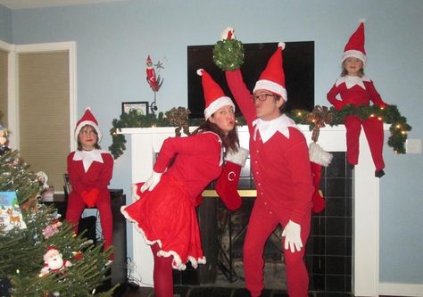 Elf On The Shelf Family, Family Christmas Outfits, Elf On A Shelf, Christmas Portraits, Elf Costume, Christmas Family Photos, Family Halloween Costumes, Family Costumes, Christmas Costumes