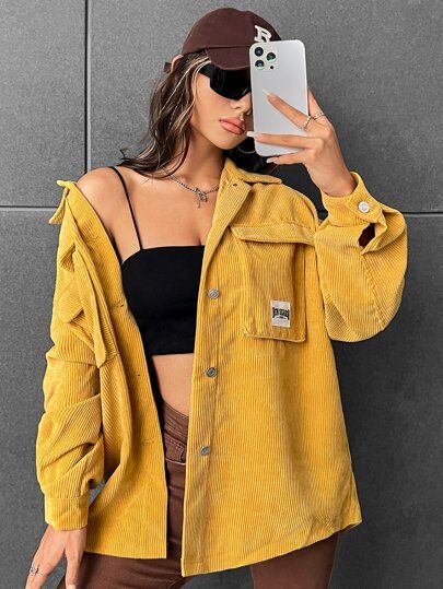 Yellow Jacket Outfit, Mustard Yellow Outfit, Mustard Outfits, Shacket Outfit, Yellow Fits, Outfit Streetwear, Loose Fit Shirts, Cool Summer Outfits, Long Sleeve Outerwear