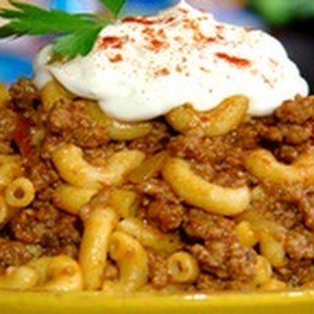 Bobby's Goulash Recipe courtesy Paula Deen Best Goulash Recipes, Old Fashioned Goulash, Goulash Recipe, Paula Deen Recipes, Chili Mac, Goulash Recipes, Think Food, Goulash, Paula Deen