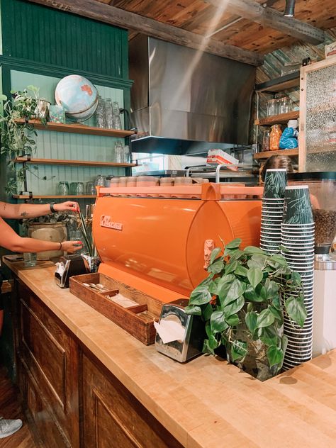 Queer Coffee Shop, 80s Coffee Shop, Mid Century Coffee Shop, Bath Uni, Coffee Bookshop, Retro Coffee Shop, Café Interior, Uni Aesthetic, Vintage Coffee Shops