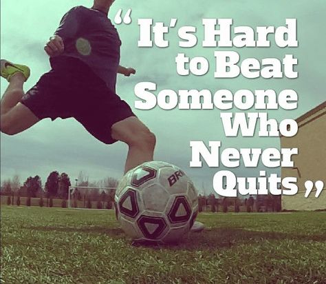 70 Soccer Quotes From The World's Greatest Players (2020) Inspirational Soccer Quotes, Messi Gif, Basketball Tricks, Soccer Inspiration, Never Quit, Soccer Tips, Soccer Life, Soccer Drills, Football Quotes