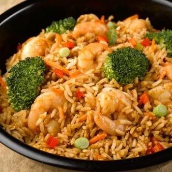 Pei Wei fried rice recipe. Cant wait to try this! Pei Wei Fried Rice Recipe, Pei Wei Recipes, Pei Wei, Chinese Vegetables, Arroz Frito, Clean Diet, Fried Rice Recipe, Chinese Dishes, Rice Recipe