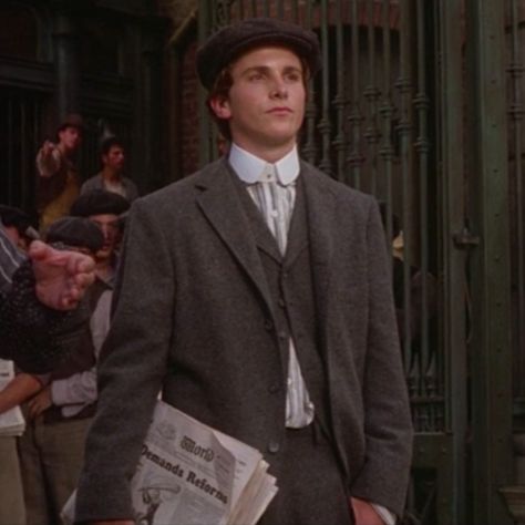 Newsies Christian Bale, Christian Bale Newsies, Kenny Ortega, Jack Kelly, 90s Men, Newsies, Christian Bale, I Want Him, Movie Characters