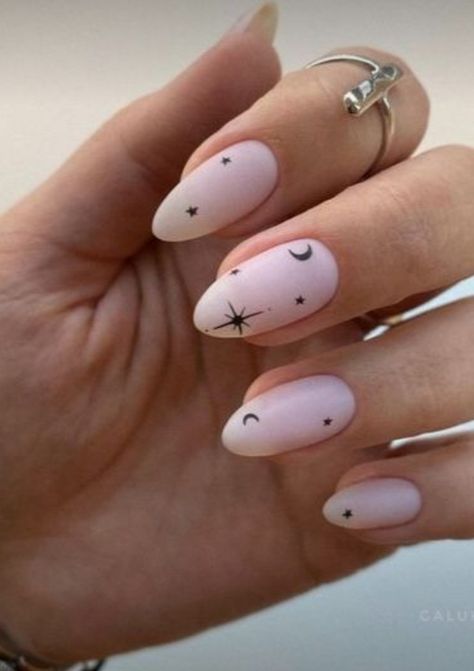 Minimalist Nail Art, Minimal Nails, Cute Gel Nails, Cat Kuku, Neutral Nails, Manicure Y Pedicure, Minimalist Nails, Fancy Nails, Chic Nails