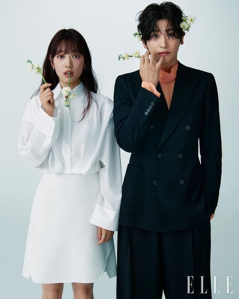 Park Hyung Sik And Park Shin Hye Dish On Starring Together In “Doctor Slump” 11 Years After “Heirs” | Soompi Yoon Park, Doctor Slump, Park Hyung Shik, Celebrity Fashion Outfits, Urban Chic Fashion, Korean Casual Outfits, Slumping, Park Shin Hye, Men's Korean Style