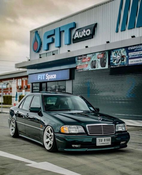 W202 Mercedes, C43 Amg, Mercedes W124, Mercedes Car, Wheel Of Life, June 30, Car Photos, Sport Cars, Hot Rods