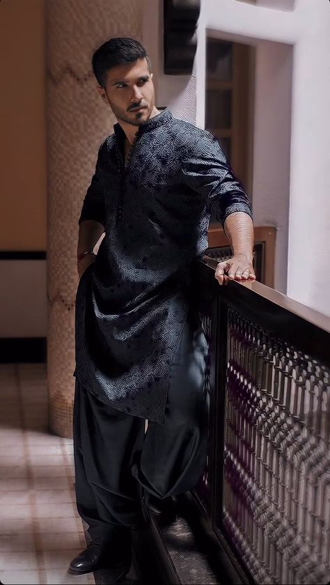 Feroz Khan Black Kurta, Black Pathani Suit Men, Feroze Khan In Traditional, Black Designer Kurta For Men, Black Pathani For Men Pakistani, Feroze Khan Kurta, Black Pathani For Men, Black Sherwani Men, Pakistani Traditional Clothing