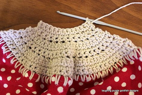 Crochet Dish Towel Holder Pattern Free, Free Crochet Patterns For Kitchen Towel Toppers, Crochet Top Of Kitchen Towel, Crocheted Dress Towel Toppers, Crochet Dishrags, Crochet Top Hand Towel, Hand Towel Crochet Topper, Crochet Tea Towel, Crochet Towel Tops