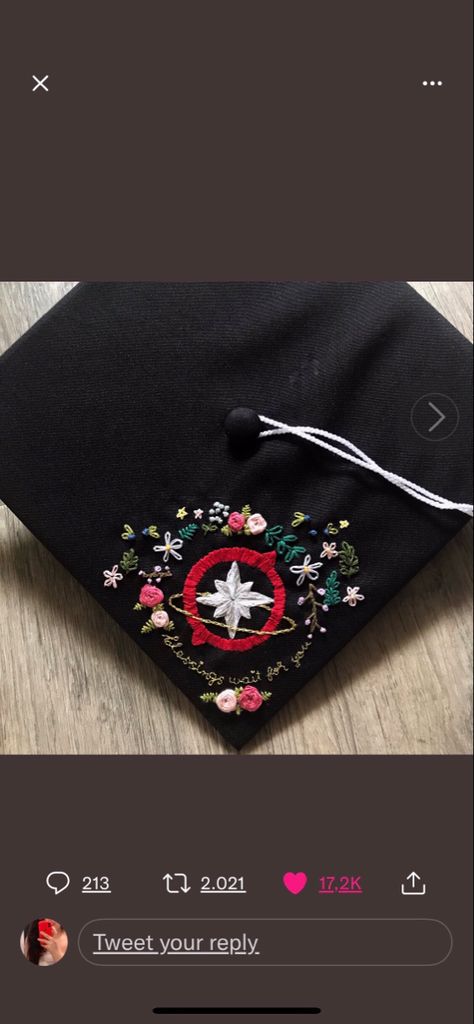 Graduation Cap Designs Embroidery, Grad Cap Embroidery, Embroidery Graduation Cap, Embroidered Grad Cap, Stray Kids Graduation Cap Ideas, Grad Cap Ideas Kpop, Embroidered Graduation Cap, Kpop Graduation Caps Skz, Attack On Titan Graduation Cap