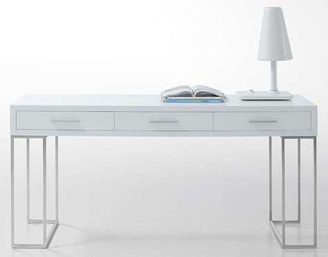 Mix and Chic: Fabulous finds- Modern White Desks (In Every Price Range)! Sunroom To Office, Orchid Bedroom, Radni Stolovi, White Lacquer Desk, White Office Desk, Modern White Desk, Vibrant Office, Modern Contemporary Office, Lacquer Desk