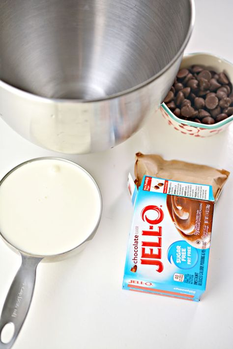 sugar free jello pudding cookies - sugar free chocolate pudding cookies - great recipes with sugar free pudding mix. Enjoy these keto pudding cookies that are low carb pudding cookies. The best sugar free jello pudding recipes and amazing 3 ingredient keto jello pudding ice cream cookies. These sugar free jello pudding keto recipe that everyone will love Sugar Free Pudding Mix Recipes, Jello Pudding Ice Cream Recipes, Pudding Mix Ice Cream Recipe, Keto Jello Pudding Recipes, Keto Jello Pudding Dessert, Keto Pudding Mousse, Sugar Free Jello Pudding Recipes, Keto Jello Recipes, Keto Sugar Free Pudding Recipes