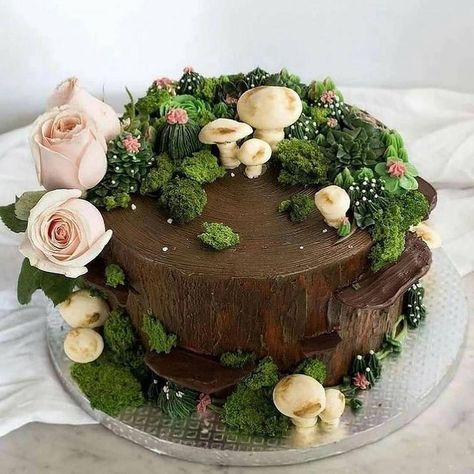 Forest Theme Cakes, Italian Meringue Buttercream, Learn Cake Decorating, Roasted Almond, Succulent Cake, Best Cake Ever, Buttercream Decorating, Italian Meringue, Cake Layers