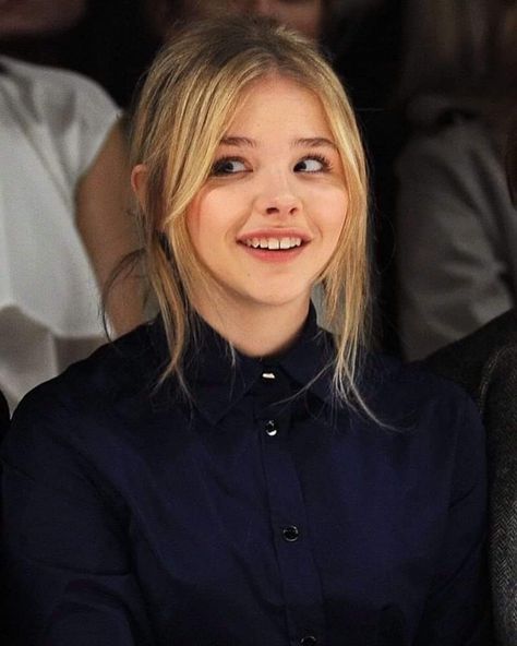 Chloe Grace Mortez Aesthetic, Aesthetic Assignment Ideas, Chole Grace Moretz, Phoebe Cates, Chloe Grace Mortez, Barbie Kids, Perfect Blonde, Chloe Moretz, Grace Moretz