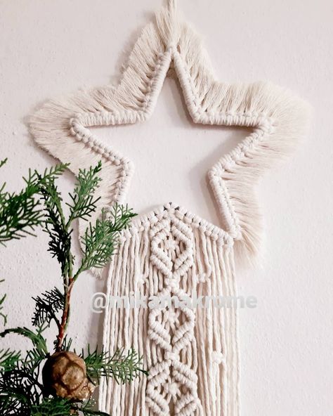 Macrame Star Wall Hanging Tutorial, Macrame Star Wall Hanging, Macrame Star Tutorial, Macrame Stars, Star Macrame, Macrame Star, Diy Christmas Star, Macrame Wall Hanging Tutorial, Cute Masks