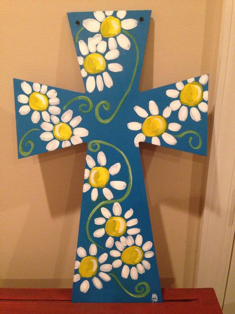 Wooden cross w/daisies Wood Crosses Ideas Paint, Painted Wood Crosses Ideas, Painted Wooden Crosses Diy, Wooden Cross Painting Ideas, Painted Cross Ideas, Wood Cross Painting Ideas, Painted Crosses On Wood, Wood Crosses Ideas, Cross Painting Ideas