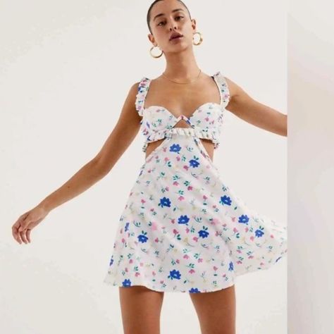 New With Tags For Love And Lemons White Satin Floral Patterned Side Cut Out Farah Mini Dress Armpit To Armpit 16 Inches Waist 32 Inches Top To Bottom 33 Inches Paloma Dress, Pink Slip Dress, Hoco Dress, Colorful Dress, Sequin Midi Dress, Summer Mood, Lemon Dress, Polka Dress, Summer Fits