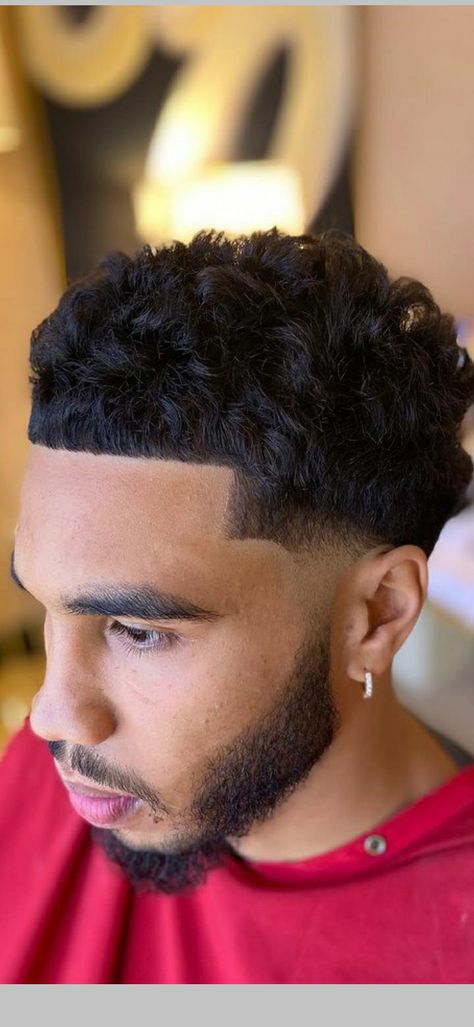 Puerto Rican Men Haircut, Puerto Rican Haircut, Curly Top Fade Boys, Jason Tatum Haircut, Haircut With Long Hair, Mid Taper Curly Hair, Taper Fade Curly Hair Black Men, Jayson Tatum Haircut, Mid Fade Curly Hair