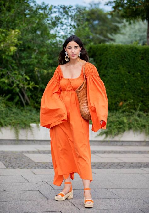 Bettina Looney, Orange Clothes, Dress Street Style, Copenhagen Fashion Week Street Style, Copenhagen Fashion, Copenhagen Style, Copenhagen Fashion Week, The Best Street Style, Street Style Trends