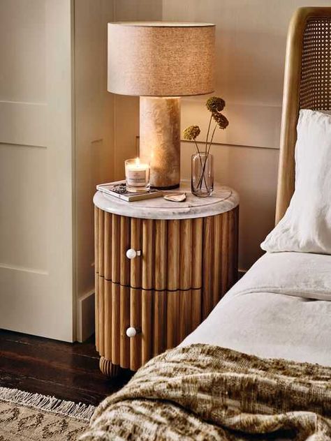 Tips For Choosing Round Bedside Tables Soho House White City, Luxury Bedside Table, Round Bedside, Bedside Table Round, Hm Home, Прикроватные Тумбочки, Soho Home, House Bedrooms, Bedroom Bedside Table