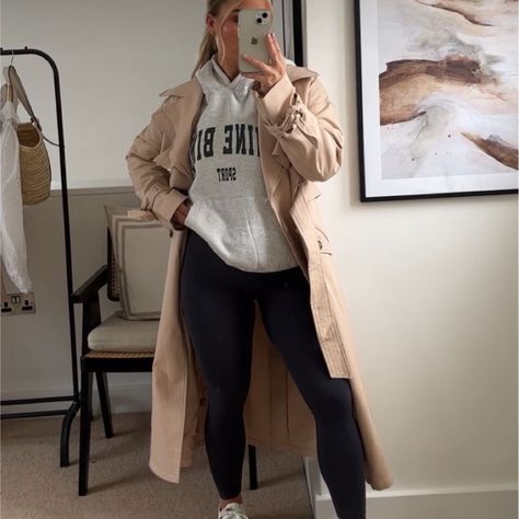 New Boutique Item S 4-6 M 8-10 L 12-14 Xl 16-18 Simple Fall Fashion Women, Chic Errands Outfit, Long Winter Coats Women Outfit, Winter Apparel Womens, Cold Weather Fashion For Women, Casual Nyc Outfit Fall, Trench Coat Style Women, Thanksgiving Dinner Outfit Women Casual, Cold Boat Day Outfit