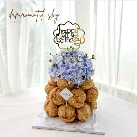 Choux Tower Birthday, Choux Tower, Cream Puff Tower, Profiterole Tower, Chocolate Cake Toppers, Wedding Cake Pearls, Dessert Alternatives, Donut Dessert, Nutella Cake