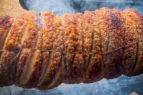 Roast Pork Crackling, Bbq Spit, Best Roast Beef, Beef Rump, Pork Crackling, Vegetarian Bbq, Pork Leg, Searing Meat, Pork Roll