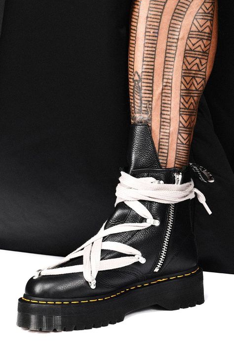 Rick Owen Dock Martens, Rick Owen Outfit, Pentagram Design, Goth Boots, Platinum Hair, Pearl And Lace, Rick Owens, Cotton Lace, Dr. Martens