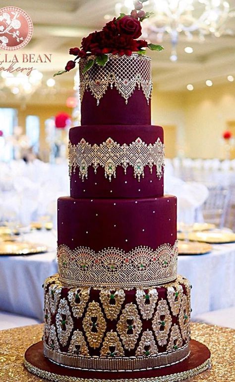 Sexy Wedding Cake !!!! Wedding Cakes Maroon, Asian Couture, Burgundy Wedding Cake, Resepi Biskut, Quinceanera Cakes, Edible Lace, Lace Wedding Cake, Floral Wedding Cakes, Indian Wedding Cakes