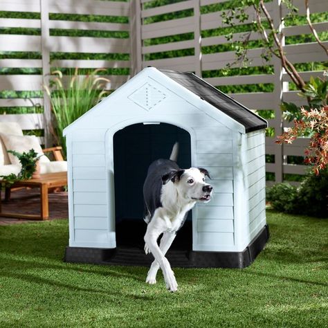 FRISCO Plastic Outdoor Dog House with Elevated Platform, X-Large - Chewy.com Xl Dog House, Large Dog House Outdoor, Dog House Outdoor, Elevated Floor, Extra Large Dog House, Dog Log, Plastic Dog House, Insulated Dog House, Small Dog House