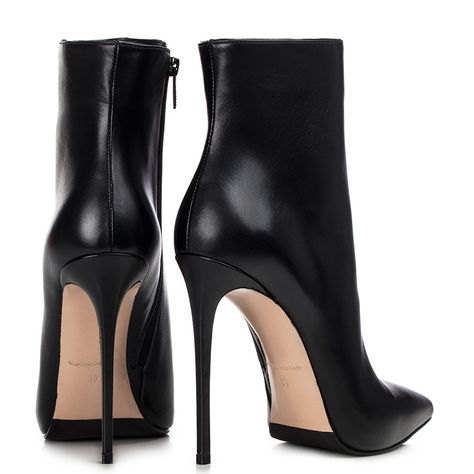 Ankle Boots Heels, Dr Shoes, High Heels Boots, Shoes Heels Classy, Cream Shoes, Boots Heels, Black Leather Ankle Boots, High Heel Boots Ankle, Heels Boots