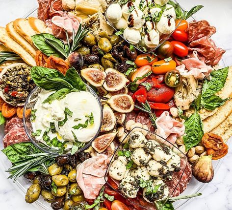 Baked Charcuterie Board, Tuscan Charcuterie Board, Mediterranean Cheese Board, Mediterranean Charcuterie Boards, Italian Style Charcuterie Board, Mediterranean Mezze Platter, Mediterranean Food Board, Pescatarian Charcuterie Board, Mediterranean Board Ideas