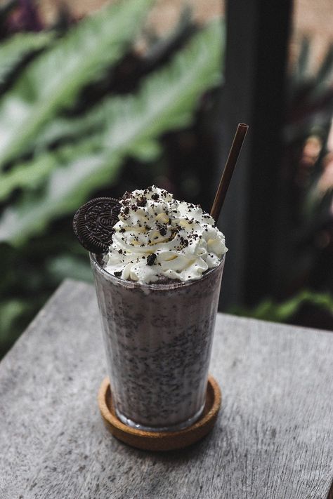 Beverage Cool Cream, #Beverage, #Cream, #Cool Oreo Frappuccino, Oreo Shake, Oreo Milkshake, Cool Drinks, Frappuccino Recipe, Milkshake Recipes, Ice Coffee Recipe, Sweet Drinks, Izu