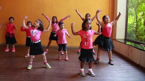 Students will learn different ethnic dances and will dance along to learn various types of dances Kindergarten Dance, Dance Terms, Better When Im Dancing, Dancing Happy, Bat Yam, Zumba Kids, Kids Cheering, Energy Kids, Happy Dancing