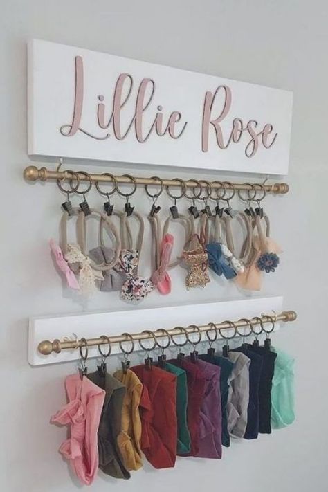 baby bow organizers (8) Baby Headband Holders, Diy Bow Holder, Diy Baby Bows, Girls Room Colors, Bow Storage, Hair Bow Organizer, Bow Hanger, Bow Organizer