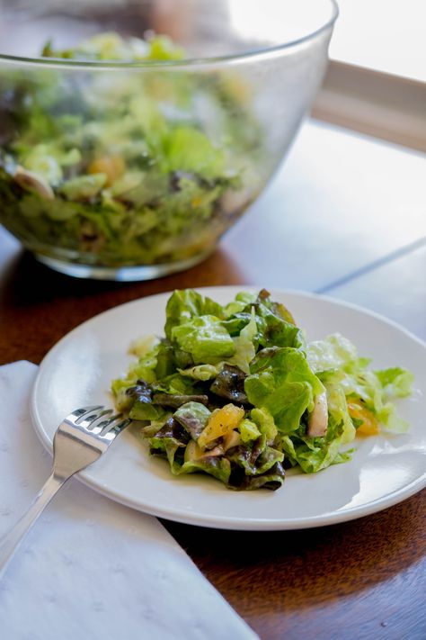 Red Leaf Lettuce Salad with Poppyseed Dressing - Seasoned with Sunshine. Vegan Leaf Lettuce Recipes, Red Leaf Lettuce Salad, Salad With Poppyseed Dressing, Red Lettuce, Lettuce Salad Recipes, Lettuce Recipes, Red Leaf Lettuce, Make Ahead Salads, Leaf Lettuce