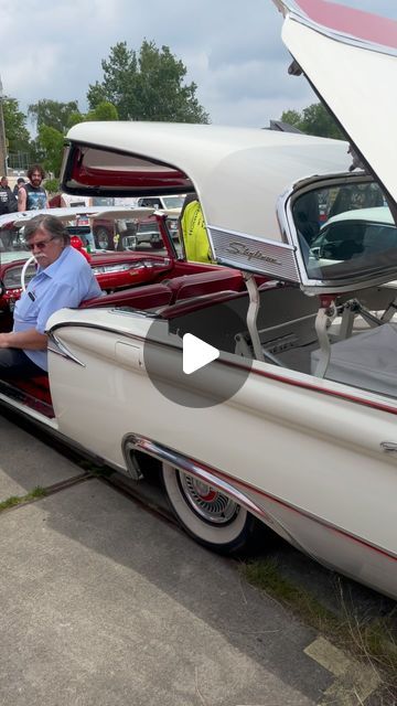 Classic Cars Gallery on Instagram: "1959 Ford Galaxie Skyliner" Barn Finds Classic Cars, Ford Jokes, Custom Ford Trucks, Bond Arms, Classic Cars Trucks Chevy, Classic Cars Usa, 1956 Ford Truck, Antique Cars For Sale, Model A Ford