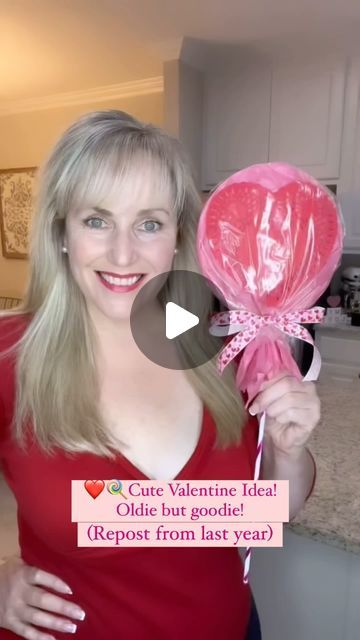 Diy Valentines Lollipop, Kisses Valentines Ideas, Diy Valentines For Classmates, Sucker Valentines, Lollipops Diy, Lollipop Heart, Cute Lollipop, Hobby Lobby Diy, Giant Lollipops